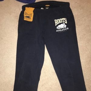 NAVY and yellow roots boyfriend sweatpants